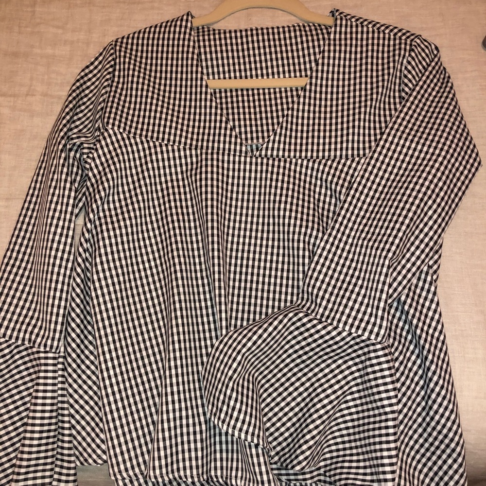 Long sleeve gingham blouse